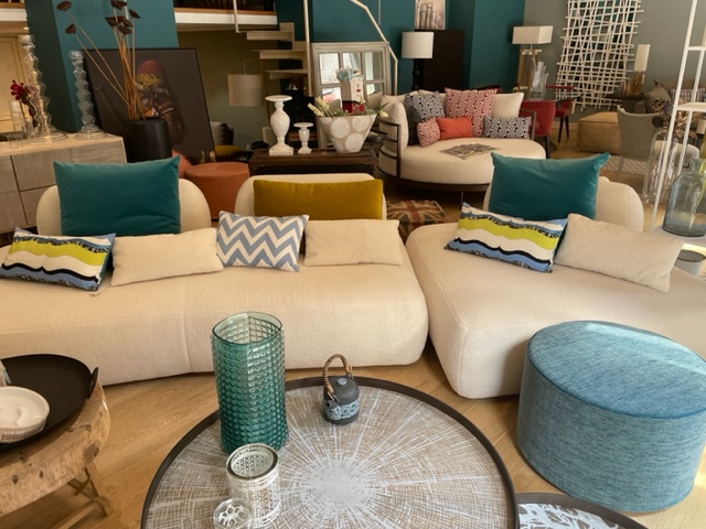 Divano Grecale cm 235x140x115  